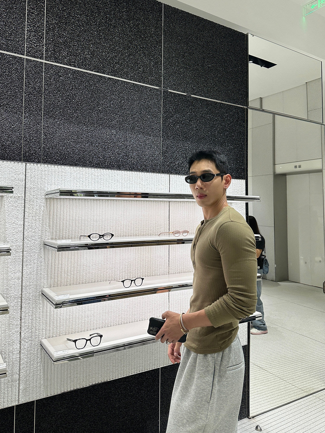 Slim Fit Cotton Blend Henley Long Sleeve T-Shirt